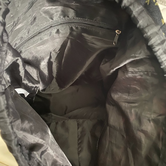 Floral Black and Pink Backpack - Picture 6 of 8